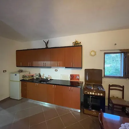 Elsa Apartment Ksamil